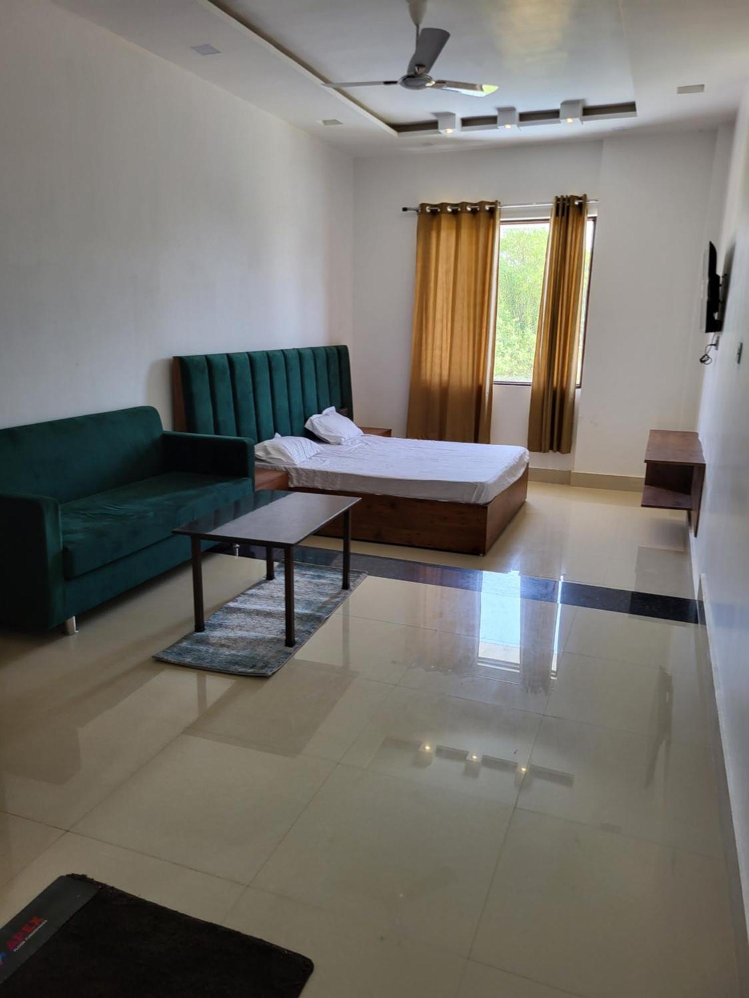 فندق Mg Kitchen Banquet Kathua المظهر الخارجي الصورة
